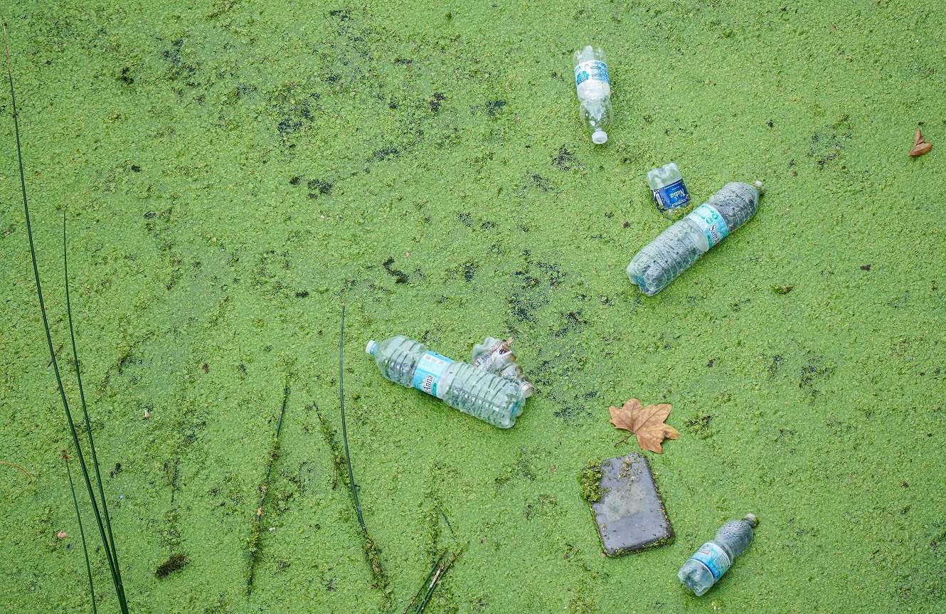 sampah perairan
